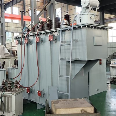 JSM-driefasige transformator, 35 kV ~, in olie ondergedompelde neerwaartse transformator, aangepast met een capaciteit variërend van 500 kVA tot 10.000 kVA